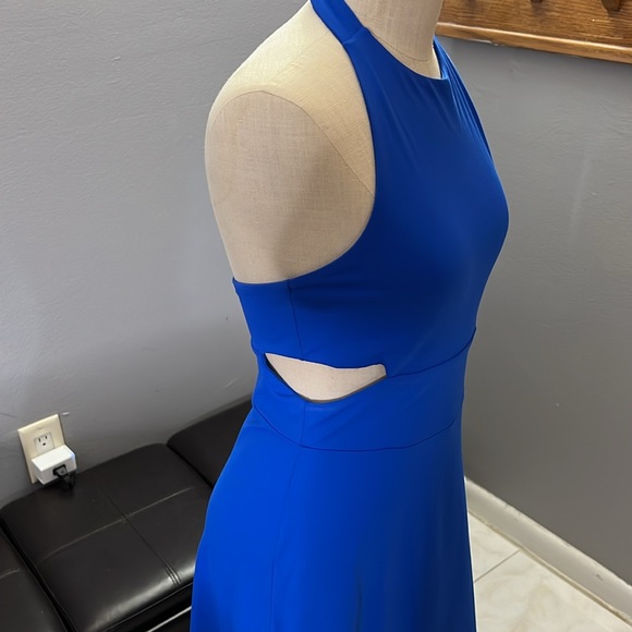 Susana Monaco
High Neck Cut Out Dress in Sapphire - Picture 4 of 7